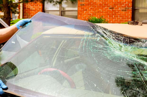 auto glass repair cost	